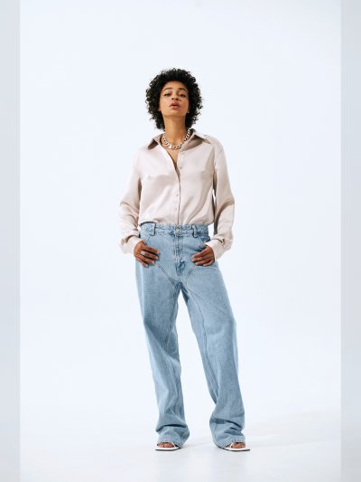 Блузка женская рубашечного кроя с длинным рукавом