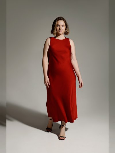 Платье миди женское прилегающего силуэта