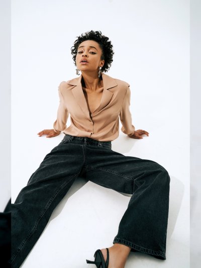 Блузка женская с лацканами классическая